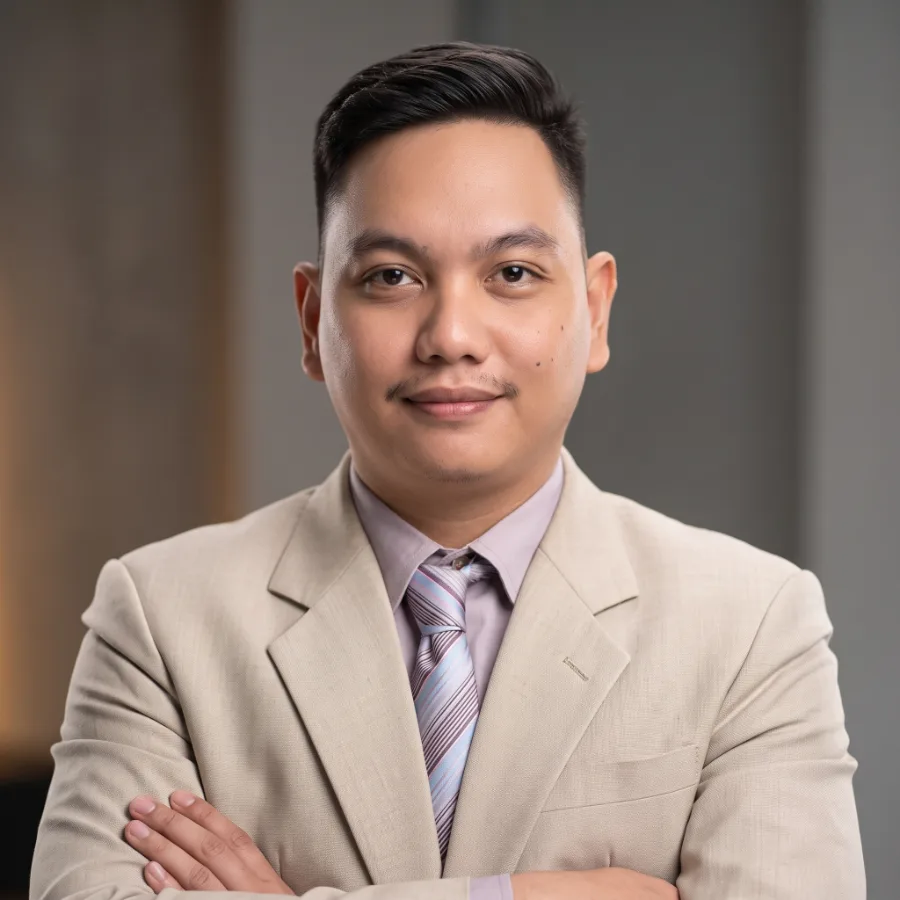 Nico Evan Estrada, Construction VA